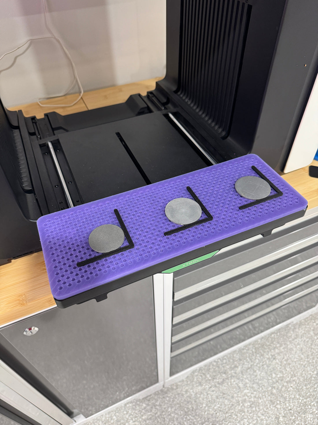 Jiggit — Silicone Mat Jig System for xTool O1 Omni