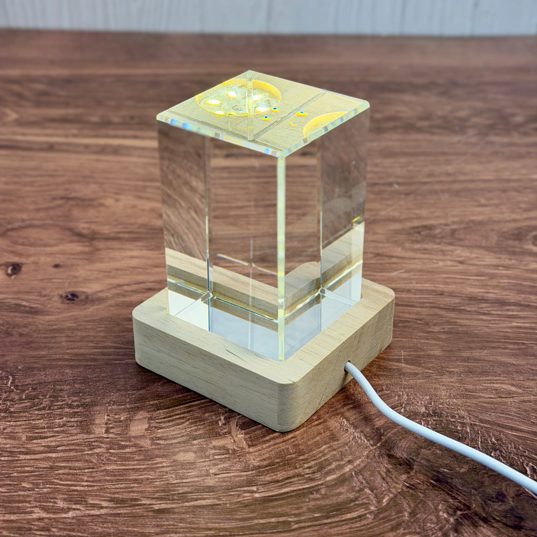 K9 Crystal With LED Base & Gift Box - 50 x 50 x 80mm Block