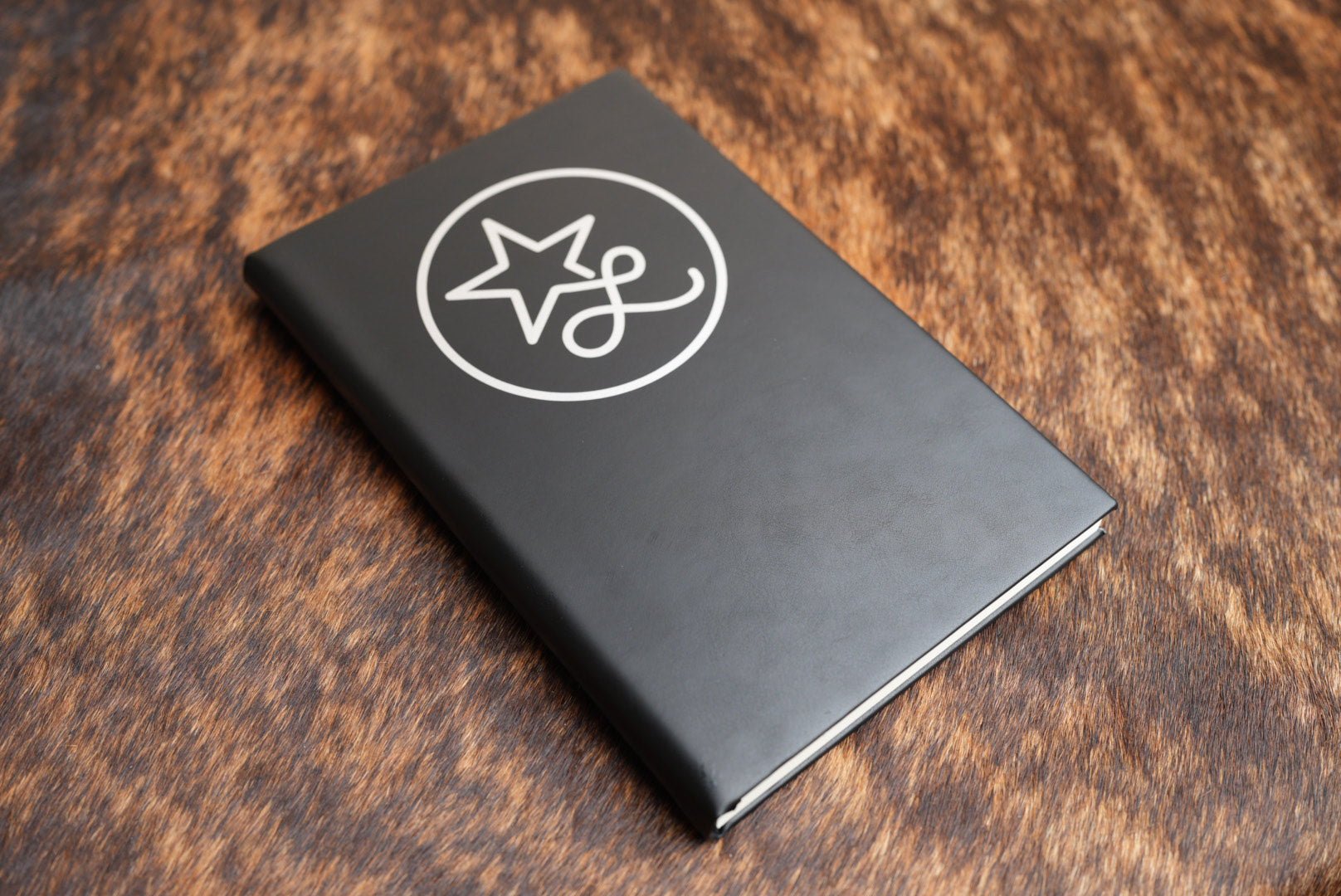 Notebook Journals: Heritage Collection Premium Leatherette®